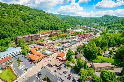 parking in Gatlinburg downtown